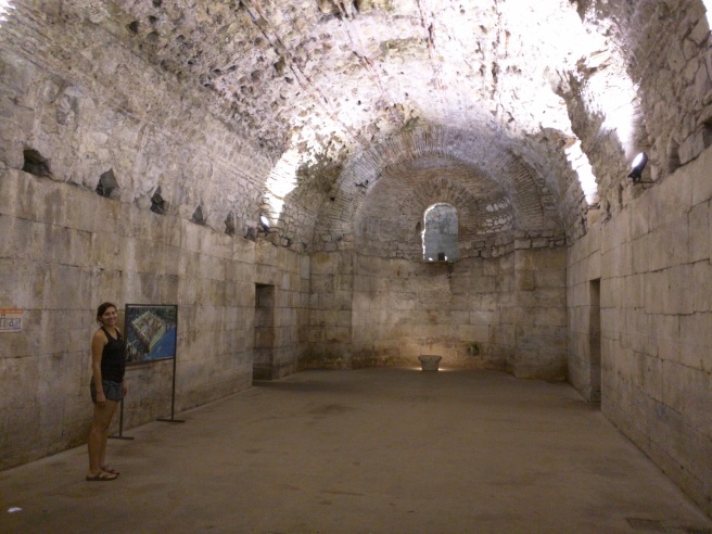 The only remaining original part of the palace is the formerly flooded basement.